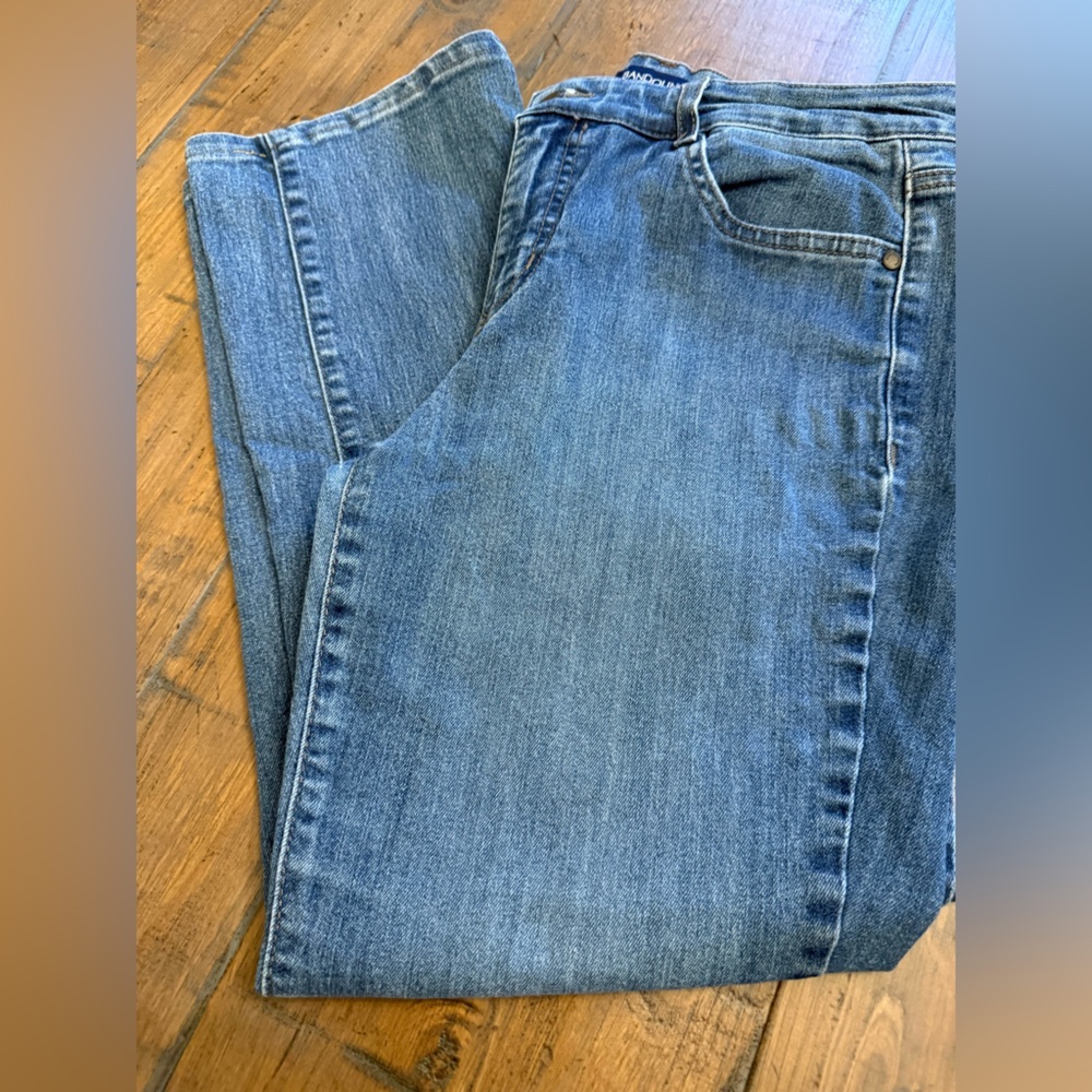 Bandolino Caroline missy senora woman’s jeans woman’s straight leg jeans.Size 8